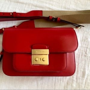 Michael Kors Sloan Leather Bag